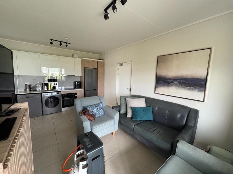 To Let 1 Bedroom Property for Rent in Richwood Western Cape